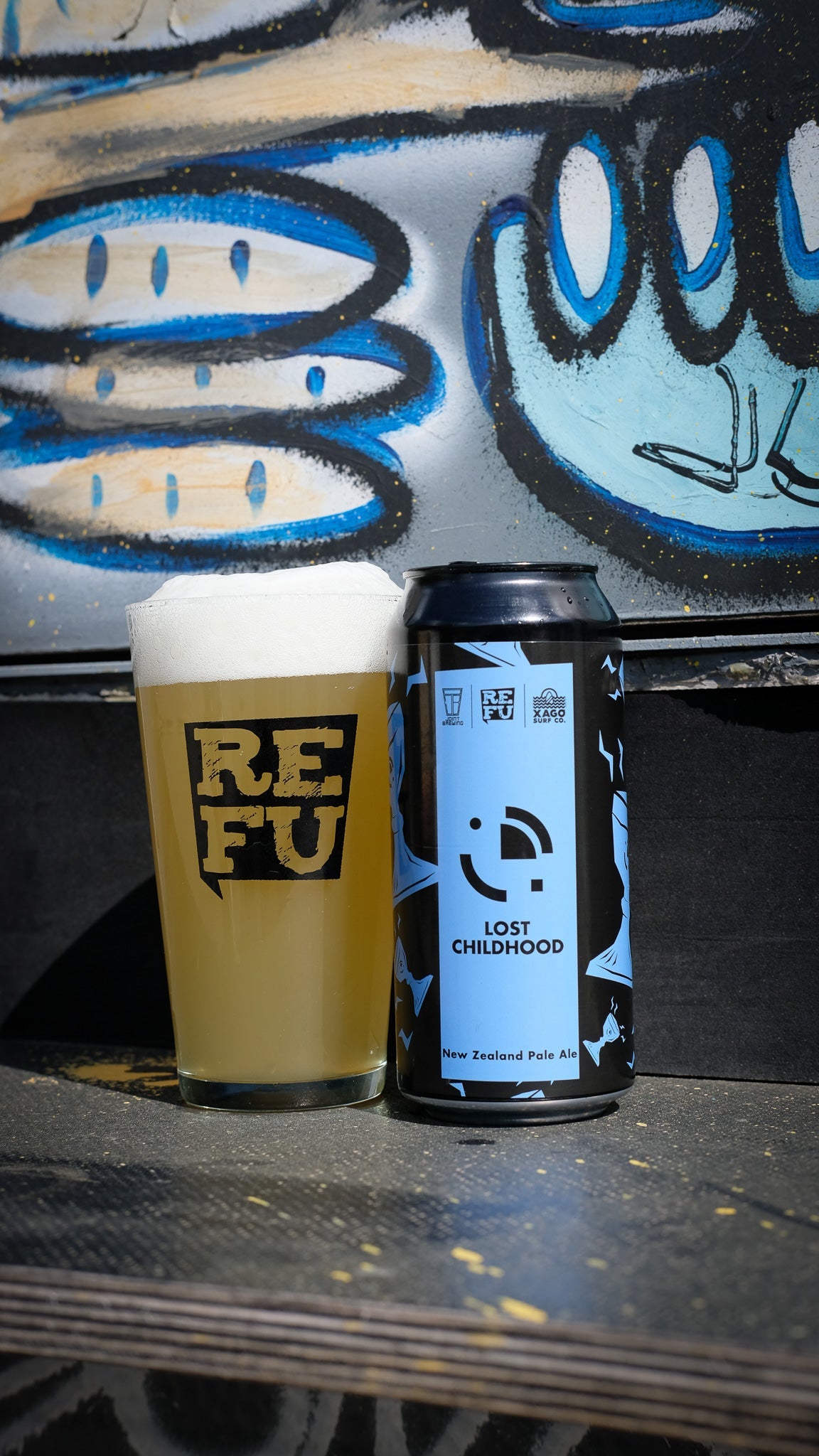 LOST CHILDHOOD | NEW ZEALAND PALE ALE Collab Joint Brewing & XAGÓ SURF CO | PACK CERVEZA 44cl - REFU FÁBRICA ALTERNATIVA