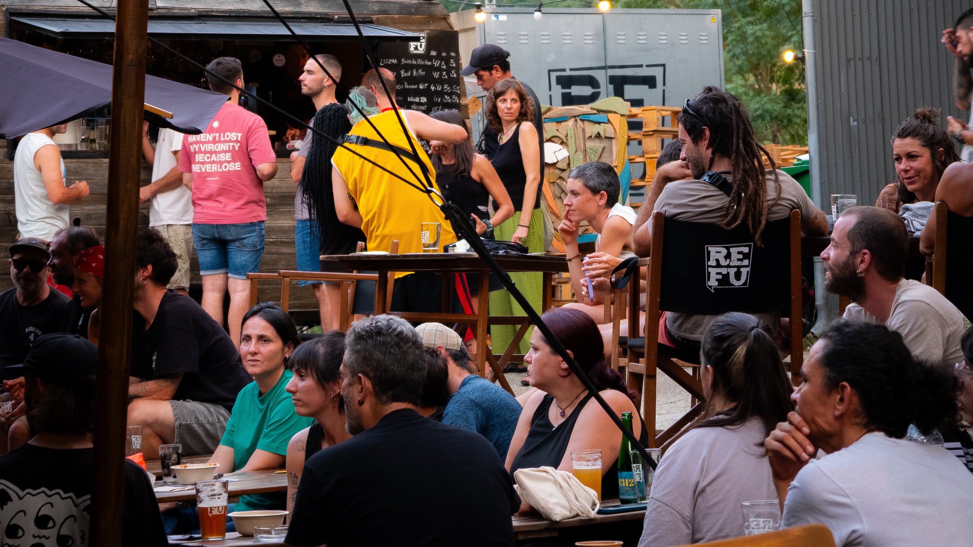 FÁBRICA DE CERVEZA ABRE SU TAP ROOM CON ACCESO GRATIS AL AIRE LIBRE DE MIERCOLES A DOMINGO MÚSICA EN DIRECTO, VISITAS GUIADAS, FOODTRUCK, BEERTRUCK CON TODAS NUESTRAS CERVEZAS FRESCAS TODO EN BOSSÒST VALLE DE ARAN